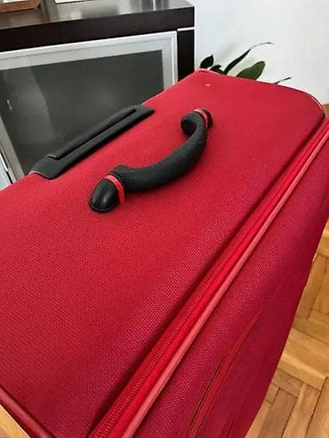 prsluk jaknica mango u: Veliki crveni kofer na točkiće – Stratic - Brend: Stratic (logo na at lalafo.rs — 6 prsluk jaknica mango u: Veliki crveni kofer na točkiće – Stratic - Brend: Stratic (logo na — 6