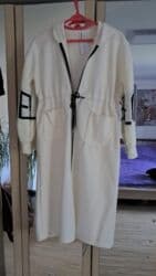 Kaputic na prodaju. Nov, obučen je samo u radnji, etiketa je još uvek na lalafo.rs Kaputic na prodaju. Nov, obučen je samo u radnji, etiketa je još uvek