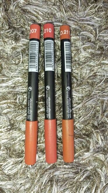 Olovke za usne KIKO Magical long lasting colour lipstick pencil
pk na lalafo.rs Olovke za usne KIKO Magical long lasting colour lipstick pencil
pk