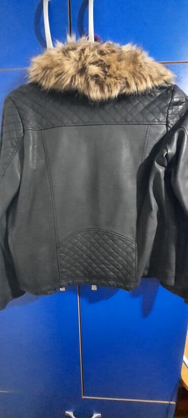 Kozna jakna tj skaj sa krznom koje moze da se skine 3500, prsluk roze na lalafo.rs — 2 Kozna jakna tj skaj sa krznom koje moze da se skine 3500, prsluk roze — 2