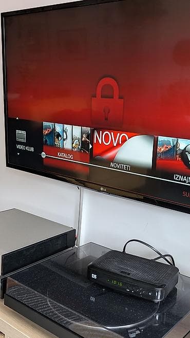 D3 digitalni TV risiver sa daljinskim upravljačem, ispravan. - na lalafo.rs — 8 D3 digitalni TV risiver sa daljinskim upravljačem, ispravan. - — 8