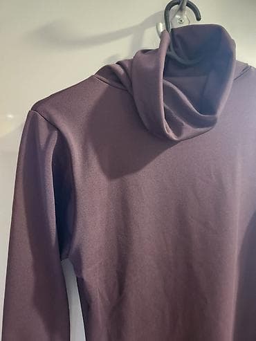 Haljina s rol-kragnom – tamnoljubičasta - Kroj: uska silueta, dužina at lalafo.rs — 2 Haljina s rol-kragnom – tamnoljubičasta - Kroj: uska silueta, dužina — 2