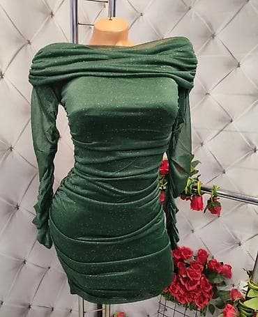 zenske broj: Elegantna ženska haljina – mini dužina, sa efektom šljokica. - at lalafo.rs — 1 zenske broj: Elegantna ženska haljina – mini dužina, sa efektom šljokica. - — 1