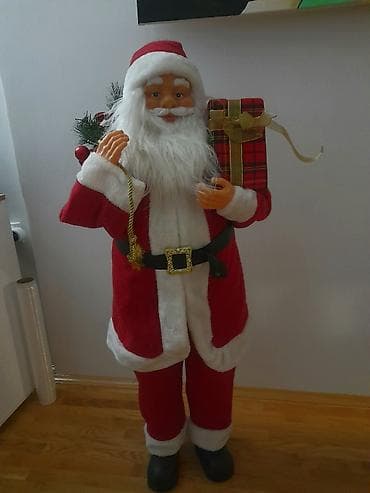 Veliki dekorativni Deda Mraz – figura u prirodnoj veličini za na lalafo.rs Veliki dekorativni Deda Mraz – figura u prirodnoj veličini za