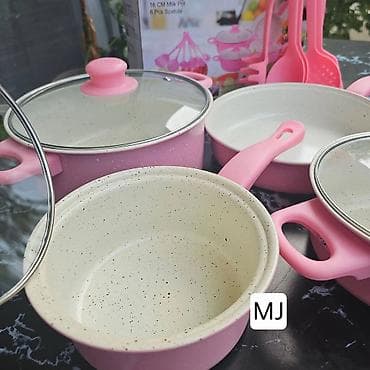 Set posuđa – 13 delova, roza Sadržaj seta (dimenzije prema kutiji): - na lalafo.rs — 3 Set posuđa – 13 delova, roza Sadržaj seta (dimenzije prema kutiji): - — 3