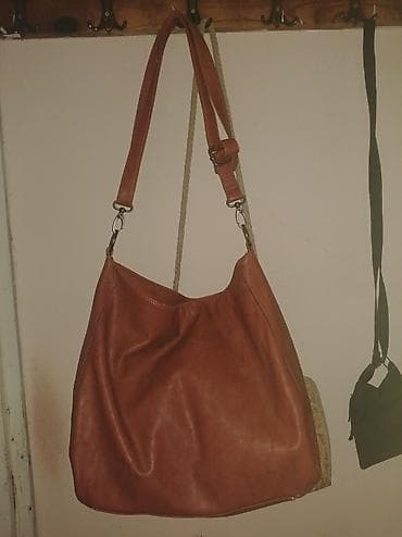 Lot torbi i rančeva – 4 komada - Ženski ranac Puma, crni: kompaktan na lalafo.rs — 3 Lot torbi i rančeva – 4 komada - Ženski ranac Puma, crni: kompaktan — 3