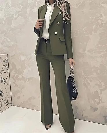 Damski poslovni komplet – sako i pantalone sa zvonom - Krojen za na lalafo.rs Damski poslovni komplet – sako i pantalone sa zvonom - Krojen za