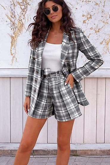 SNIŽENJEEE!!!
Komplet
2600 din 🎗 na lalafo.rs — 1 SNIŽENJEEE!!!
Komplet
2600 din 🎗 — 1