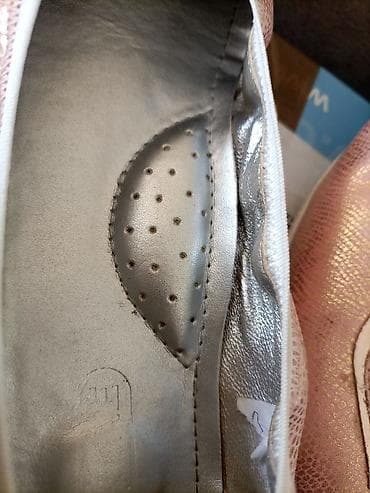 Pavle baletanke u broju 36/37 ug 23 preudobne, kožne sa anatomskim na lalafo.rs — 3 Pavle baletanke u broju 36/37 ug 23 preudobne, kožne sa anatomskim — 3