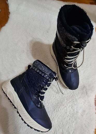 Čizme za devojčice teget Pepperts Veličina 34 Nošene par puta Cena na lalafo.rs — 10 Čizme za devojčice teget Pepperts Veličina 34 Nošene par puta Cena — 10