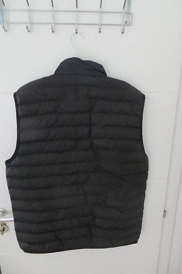 prsluk jaknica mango u: Prsluk Hugo Boss, bоја - Crna na lalafo.rs — 2 prsluk jaknica mango u: Prsluk Hugo Boss, bоја - Crna — 2