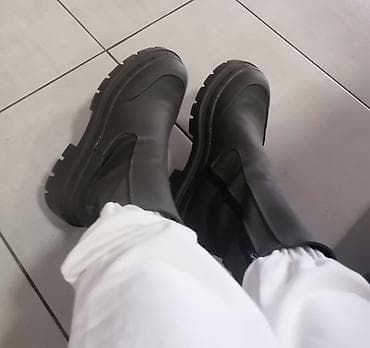 Kao nove, preudobne
Nepromočive
Br 38
Boja Maslinasto zelena na lalafo.rs — 2 Kao nove, preudobne
Nepromočive
Br 38
Boja Maslinasto zelena — 2