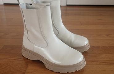 Gležnjače, 39 na lalafo.rs Gležnjače, 39