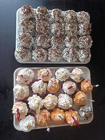 Predstavljamo raznovrstan asortiman mini kolača i slatkiša, idealnih na lalafo.rs — 9 Predstavljamo raznovrstan asortiman mini kolača i slatkiša, idealnih — 9