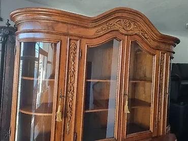Antique Furniture: Prelepa vitrina. Visina 230 cm Duzina 220 cm Dubina 55 cm at lalafo.rs — 7 Antique Furniture: Prelepa vitrina. Visina 230 cm Duzina 220 cm Dubina 55 cm — 7