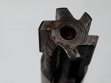 Milling Cutters: Glodalo za izradu milimetarskog navoja sa korakom 1 (4439) JAL at lalafo.rs — 4 Milling Cutters: Glodalo za izradu milimetarskog navoja sa korakom 1 (4439) JAL — 4