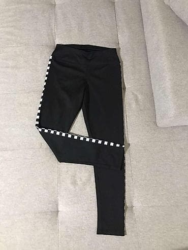 Helanke
Likra
S vel
600 (sa 1100)🟨 at lalafo.rs — 2 Helanke
Likra
S vel
600 (sa 1100)🟨 — 2