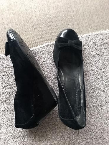 Bata kožne cipele, broj. 37. Odlično očuvane. Pogledajte i ostale na lalafo.rs — 4 Bata kožne cipele, broj. 37. Odlično očuvane. Pogledajte i ostale — 4