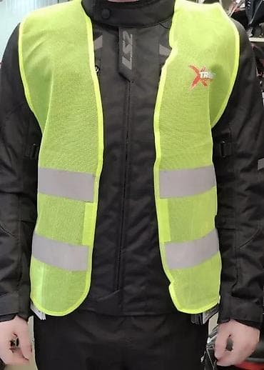 Ovaj fluorescentni prsluk, dizajniran za visoku vidljivost, idealan je na lalafo.rs Ovaj fluorescentni prsluk, dizajniran za visoku vidljivost, idealan je