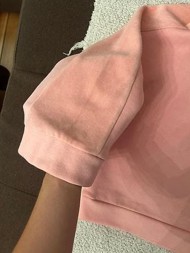 Puma ženska cropped dukserica s kapuljačom.
Nova.
Veličina je S na lalafo.rs — 3 Puma ženska cropped dukserica s kapuljačom.
Nova.
Veličina je S — 3