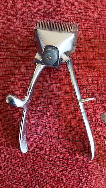 Ručno mehaničke mašinice za šišanje (set od 2 komada) - Tip: ručne na lalafo.rs — 5 Ručno mehaničke mašinice za šišanje (set od 2 komada) - Tip: ručne — 5