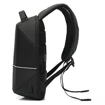 Accessories: Antikradski ranac sa USB portom i ugrađenom kombinacionom bravom - at lalafo.rs — 2 Accessories: Antikradski ranac sa USB portom i ugrađenom kombinacionom bravom - — 2