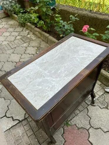 Antique Dressers: Stilski mini bar za piće - POVOLJNO - MOGUĆ PREVOZ U dobrom stanju 💎 at lalafo.rs — 6 Antique Dressers: Stilski mini bar za piće - POVOLJNO - MOGUĆ PREVOZ U dobrom stanju 💎 — 6