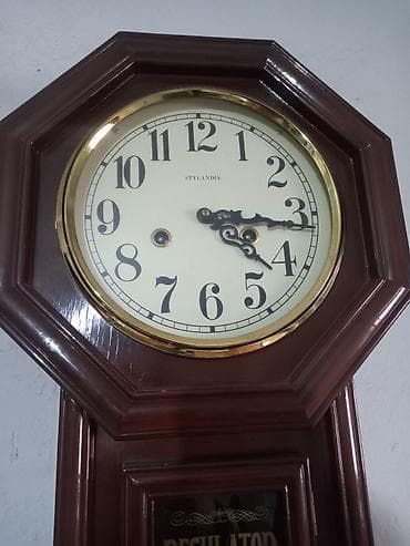 Zidni sat „Regulator“ – Stylandia -Sat je potpuno ispravan i na lalafo.rs — 3 Zidni sat „Regulator“ – Stylandia -Sat je potpuno ispravan i — 3