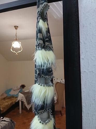 Smb u hroju L sa krznom na rukavimA nova haljina na lalafo.rs — 2 Smb u hroju L sa krznom na rukavimA nova haljina — 2