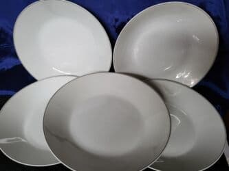 Ostalo: Tanjiri duboki Rosenthal 1957g+.Nemacka. Tanjiri duboki,nigde na lalafo.rs — 3 Ostalo: Tanjiri duboki Rosenthal 1957g+.Nemacka. Tanjiri duboki,nigde — 3