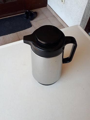 Termos od jednog litra.
U super stanju at lalafo.rs Termos od jednog litra.
U super stanju