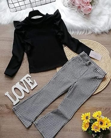Vel 4 6 8 10 12 14
Bluza 1950din
Pantalone 1800din na lalafo.rs — 1 Vel 4 6 8 10 12 14
Bluza 1950din
Pantalone 1800din — 1