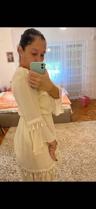 pantalone butiku ali: Haljina jednom obucena, kupljena jos pre par godina u italijanskom na lalafo.rs — 9 pantalone butiku ali: Haljina jednom obucena, kupljena jos pre par godina u italijanskom — 9