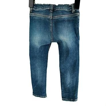 Farmerke guess, vel. 3 g, skinny fit marka: guess veličina: 3 g na lalafo.rs — 3 Farmerke guess, vel. 3 g, skinny fit marka: guess veličina: 3 g — 3