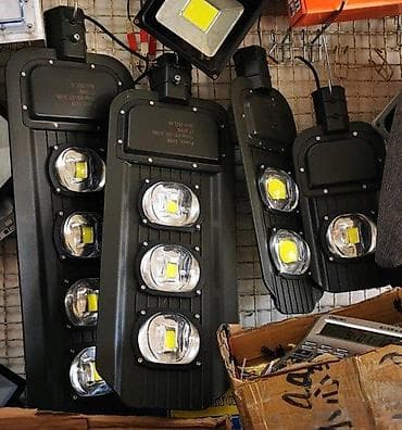 Street led light Cobra. COBRA 220V MPC: dimenzija ekvivalent potrošnja na lalafo.rs Street led light Cobra. COBRA 220V MPC: dimenzija ekvivalent potrošnja