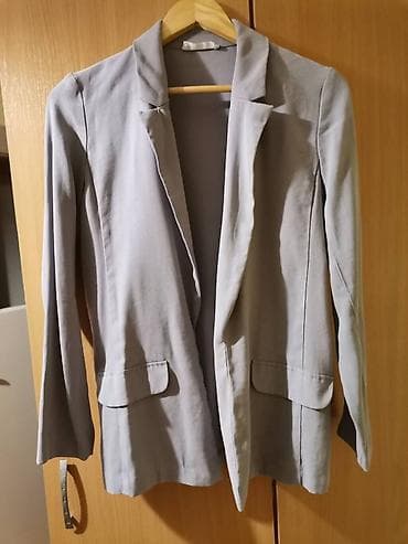 pantalone butiku ali: Primark sivi sako / blejzer vel. XS/S/M. Stanje odlično. Naznačena na lalafo.rs — 4 pantalone butiku ali: Primark sivi sako / blejzer vel. XS/S/M. Stanje odlično. Naznačena — 4