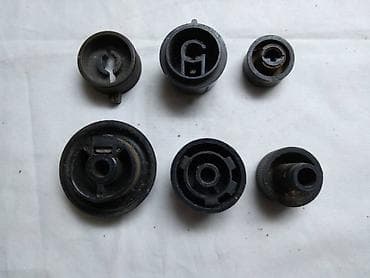 "Dugmad" za stare radioaparate,cena za kom na lalafo.rs — 3 "Dugmad" za stare radioaparate,cena za kom — 3