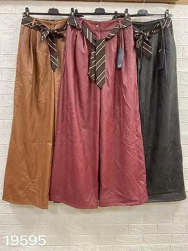 Pantalone
Eko koža
3200 dinara na lalafo.rs — 2 Pantalone
Eko koža
3200 dinara — 2