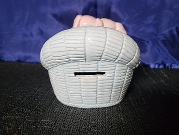 Home Decor: Porcelanska nova sparkasa,ukras,vintaz. Visina. 10cm at lalafo.rs — 7 Home Decor: Porcelanska nova sparkasa,ukras,vintaz. Visina. 10cm — 7