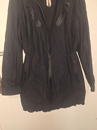 Jakna kao nova podesava se na ledjima vel m-l 2000 din na lalafo.rs — 3 Jakna kao nova podesava se na ledjima vel m-l 2000 din — 3