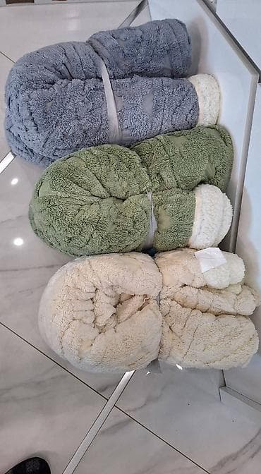 Ćebe krzno 200x150 2900din na lalafo.rs — 2 Ćebe krzno 200x150 2900din — 2