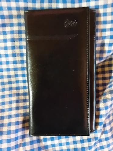 Elegantni ženski novčanik – crna koža - Materijal: glatka, sjajna na lalafo.rs — 1 Elegantni ženski novčanik – crna koža - Materijal: glatka, sjajna — 1