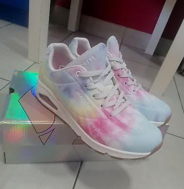 Original skechers patike, br 38. Par puta nošene Besprekorne Plaćene na lalafo.rs — 8 Original skechers patike, br 38. Par puta nošene Besprekorne Plaćene — 8