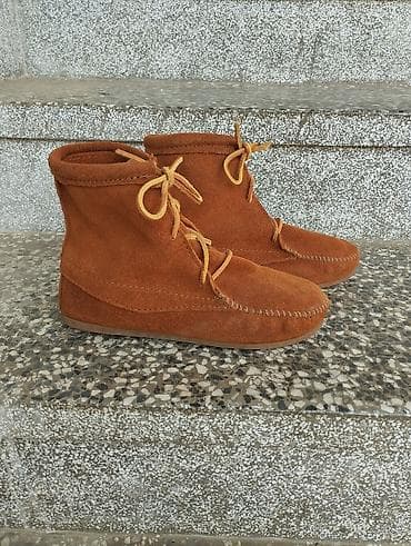 Minnetonka original kozne cipele br.37.Super ocuvane bez tragova na lalafo.rs — 1 Minnetonka original kozne cipele br.37.Super ocuvane bez tragova — 1