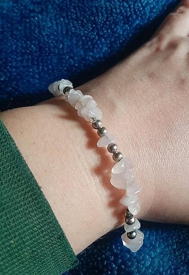 Narukvica rozenkvarc - ručni rad Rozenkvarc budi u nama životnu na lalafo.rs — 1 Narukvica rozenkvarc - ručni rad Rozenkvarc budi u nama životnu — 1