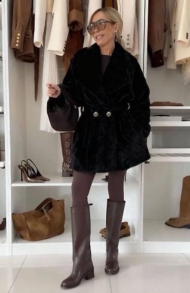 🔥Ženski kratki kaput sa pojasom i ukrasnim dugmadima
3300 din at lalafo.rs — 3 🔥Ženski kratki kaput sa pojasom i ukrasnim dugmadima
3300 din — 3