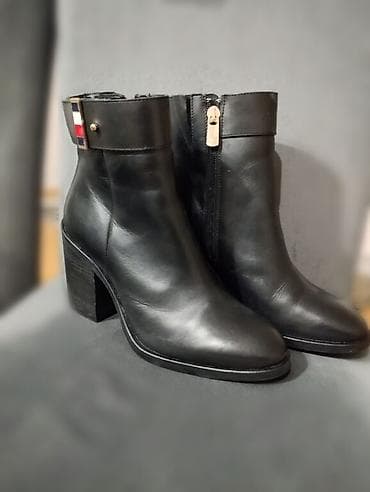 High boots, 37, color - Black at lalafo.rs — 1 High boots, 37, color - Black — 1
