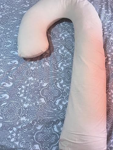 Jastuk za trudnice i dojenje u obliku slova "U"pruža podršku celom na lalafo.rs — 1 Jastuk za trudnice i dojenje u obliku slova "U"pruža podršku celom — 1