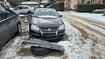 VOLKSWAGEN GOLF 5 - KOMPLETAN AUTO U DELOVIMA | Delovi za golf 5 na lalafo.rs VOLKSWAGEN GOLF 5 - KOMPLETAN AUTO U DELOVIMA | Delovi za golf 5