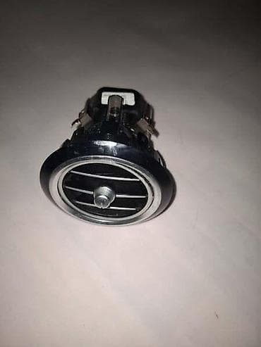 W213 RESETKE VENTILACIJE ZA MERCEDES BENZ E KLASA OD 2016. DO 2020 na lalafo.rs W213 RESETKE VENTILACIJE ZA MERCEDES BENZ E KLASA OD 2016. DO 2020